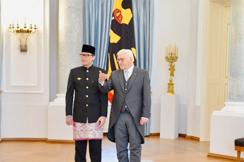 Dubes Indonesia serahkan surat kepercayaan kepada Presiden Jerman