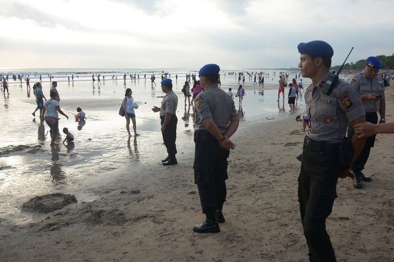 Pengamanan Pantai Kuta
