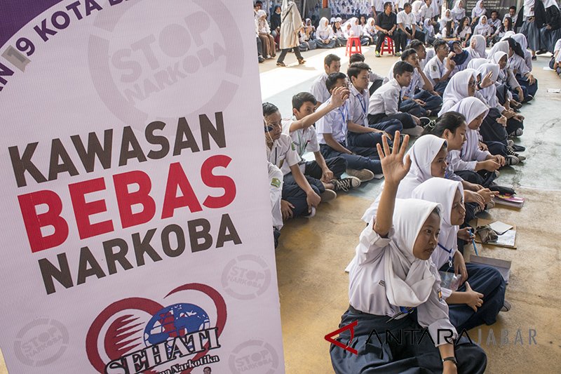 Polda Sulbar gelar penyuluhan anti-narkoba dan hoaks