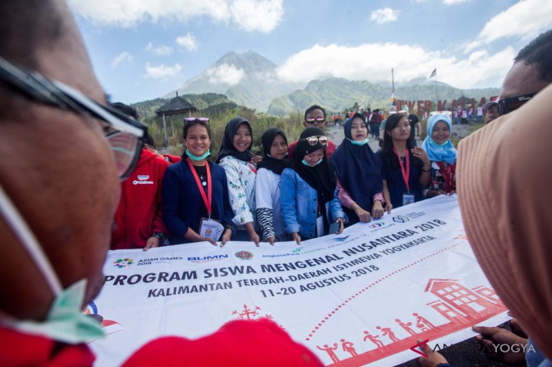 BUMN HADIR - SMN KUNJUNGI LERENG MERAPI