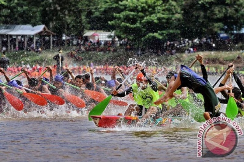 Berita terpopuler, final Piala Presiden hingga Festival Pacu Jalur 2025