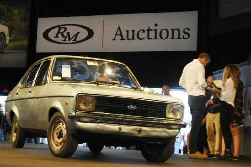 Ford Escort bekas Paus Yohanes Paulus II laku Rp 1,7 miliar di pelelangan