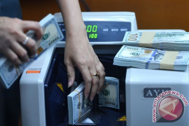 Kurs dolar AS turun Selasa pagi