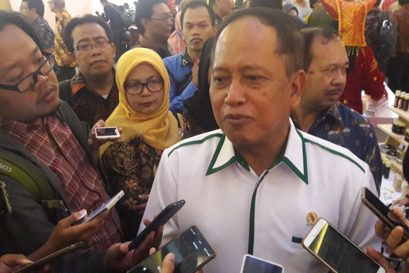 Menristekdikti: kasus pelecehan seksual di UGM tanggung jawab rektor