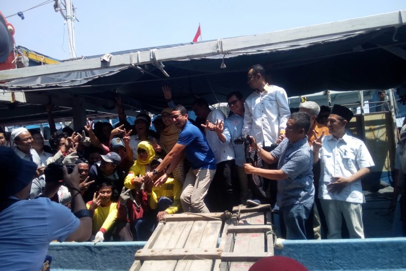 Nelayan keluhkan lamanya pembuatan SIPI ke Sandiaga