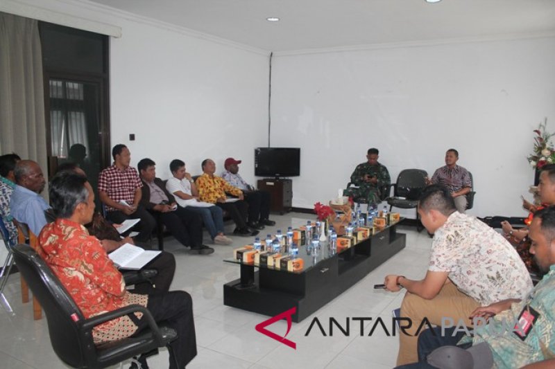 Pemkab Jayawijaya minta tiga maskapai berlakukan penerbangan ekstra