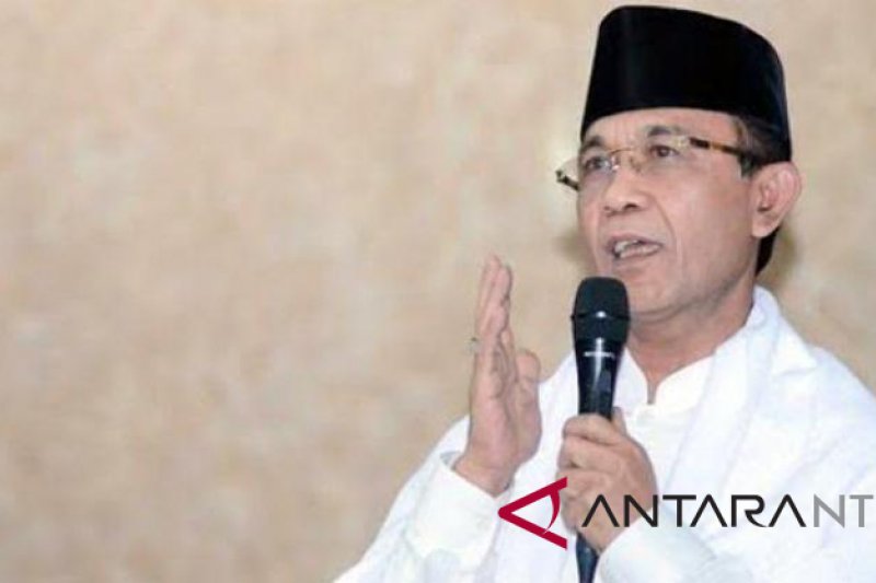 Wali Kota tandatangani usulan kenaikan UMK mataram