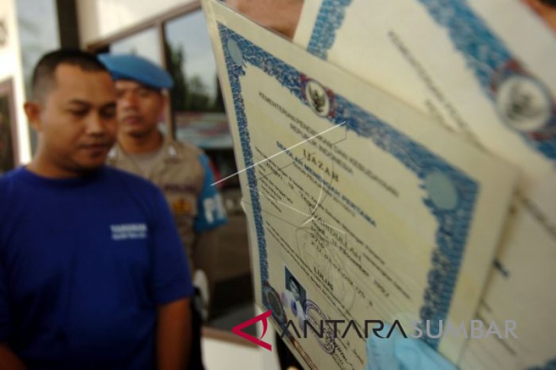 hukum-pemalsuan-ijazah-pasal-263-kuhp-dan-aturan-baru-uu-nomor-1-2023