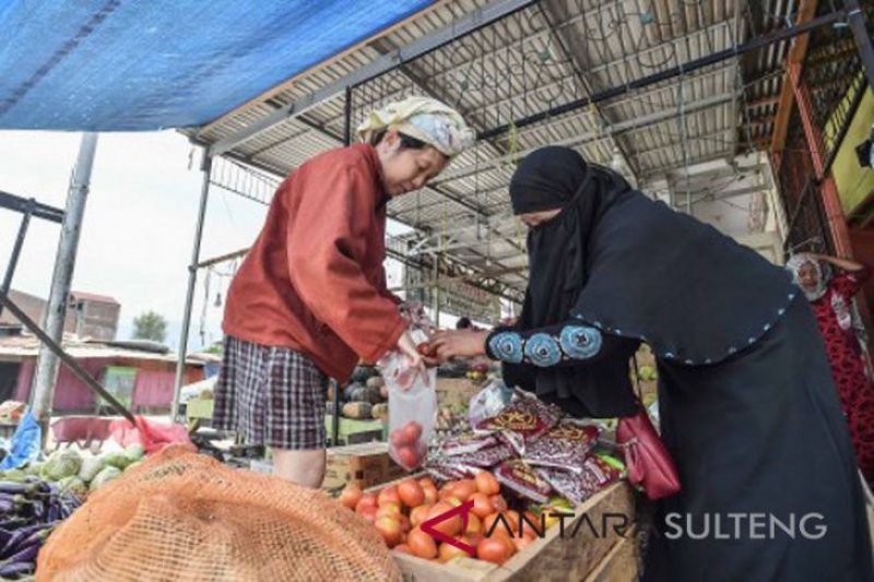 Aktivitas Pasar Manonda Palu kembali pulih