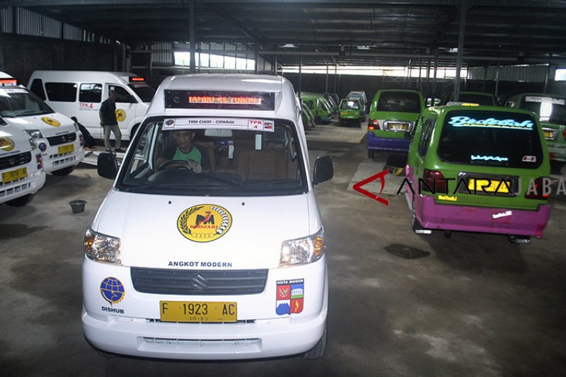 Angkot modern Bogor dihentikan sementara, ini alasannya