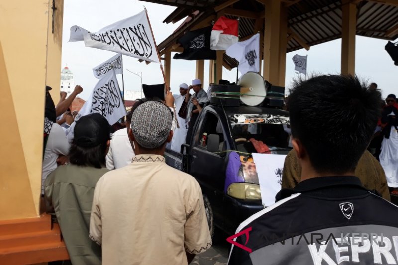 Kapolres Karimun kawal langsung aksi 211