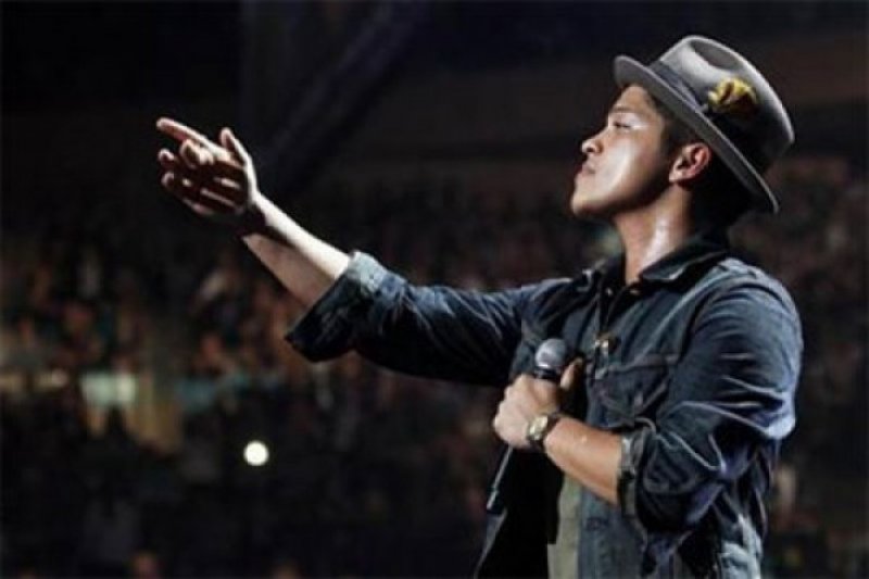 Lirik lagu hits Bruno Mars "Just The Way You Are"