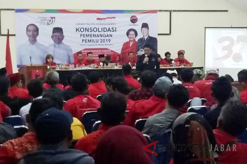 Sekjen PDIP di Garut, instruksikan kader temui rakyat