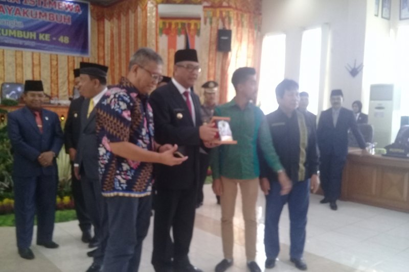 Payakumbuh memiliki 37 industri randang