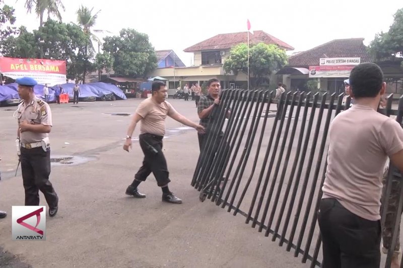 Suasana terkini Mapolsek Ciracas