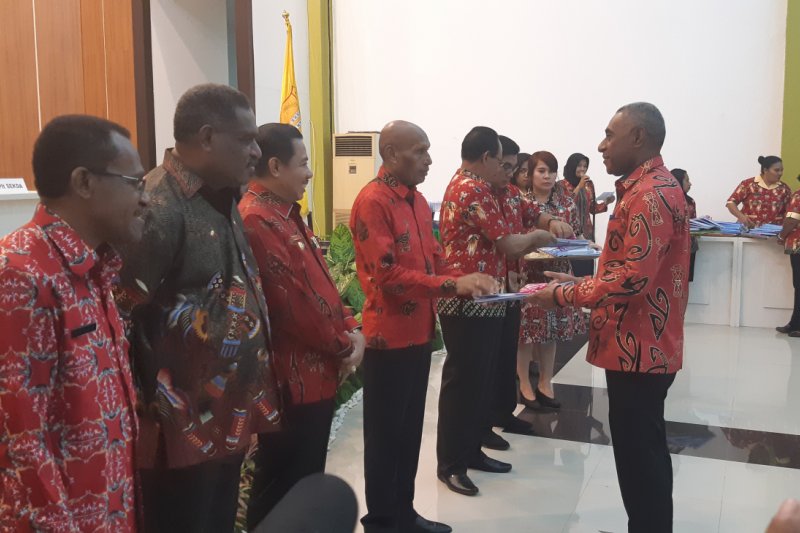 Wali Kota Jayapura perintahkan pimpinan OPD siapkan lelang pekerjaan