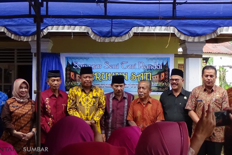 Sanggar seni tradisional diharapkan membentengi generasi muda dari dampak negatif zaman