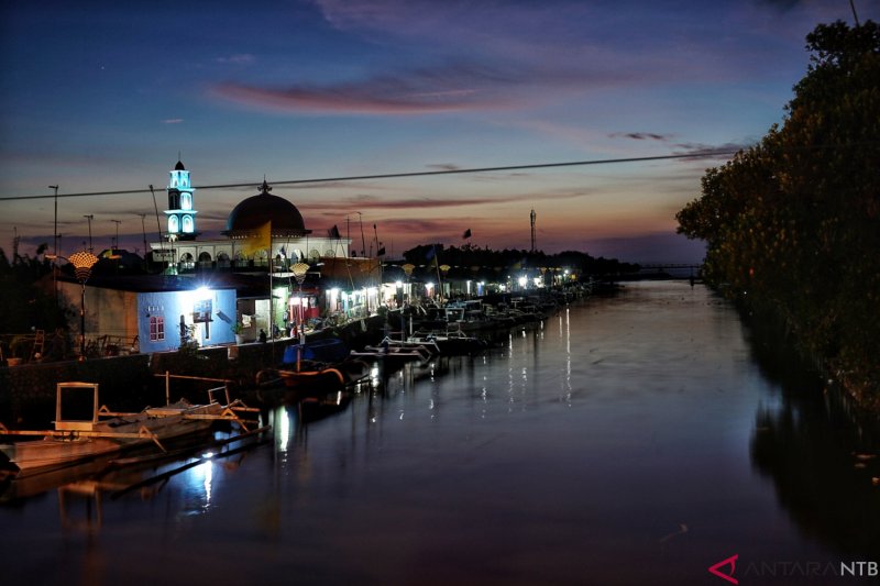 Pemkot Mataram Mulai Revitalisasi Pantai Ampenan Antara