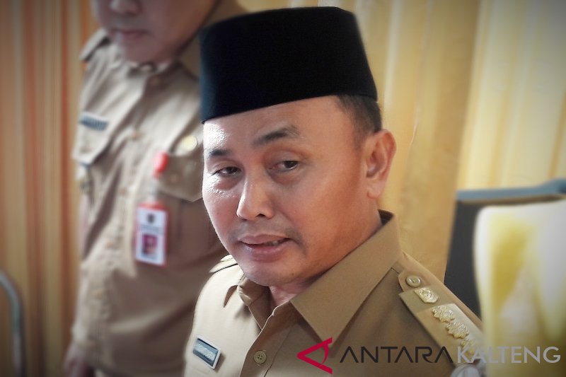 Gubernur ajak masyarakat tidak menentang nilai budaya 'Huma Betang'