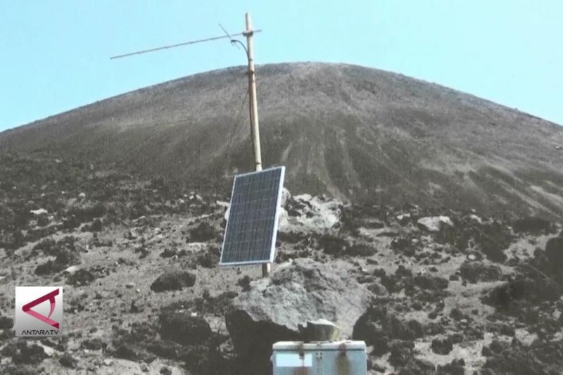 Alat pemantau di Gunung Anak Krakatau rusak