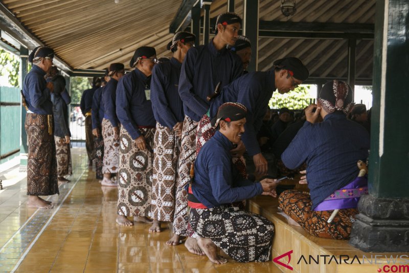 Wisuda abdi dalem Keraton Yogyakarta