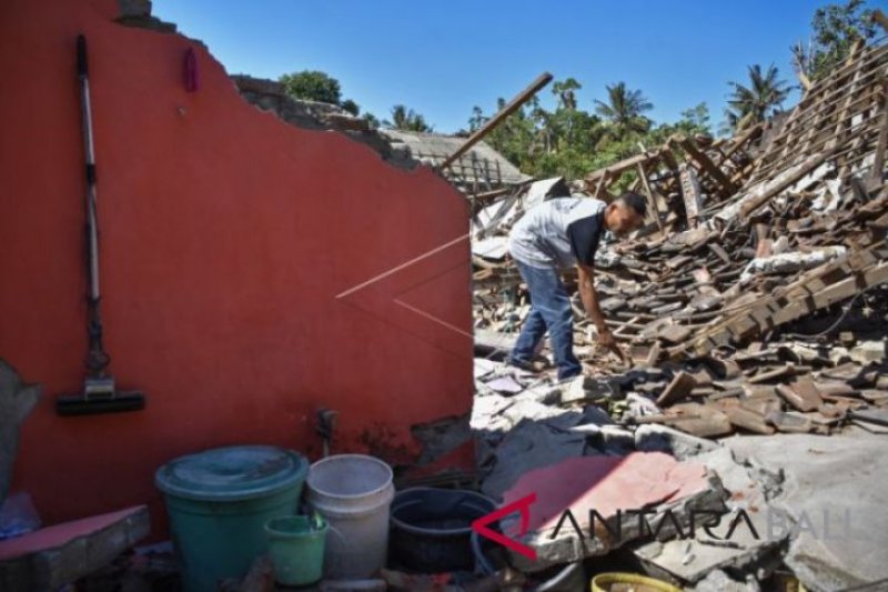 Polisi OTT Pegawai Kemenag Lombok Barat potong dana Bantuan gempa