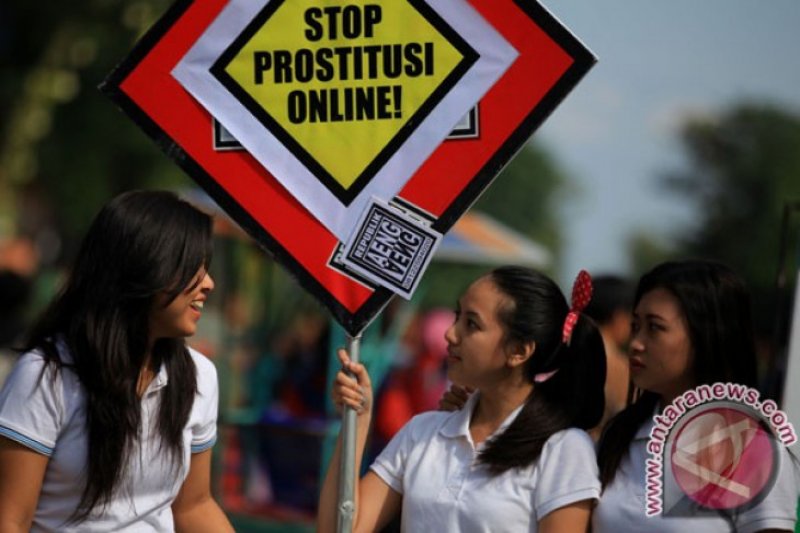 Dua finalis puteri Indonesia terlibat pelacuran "online"