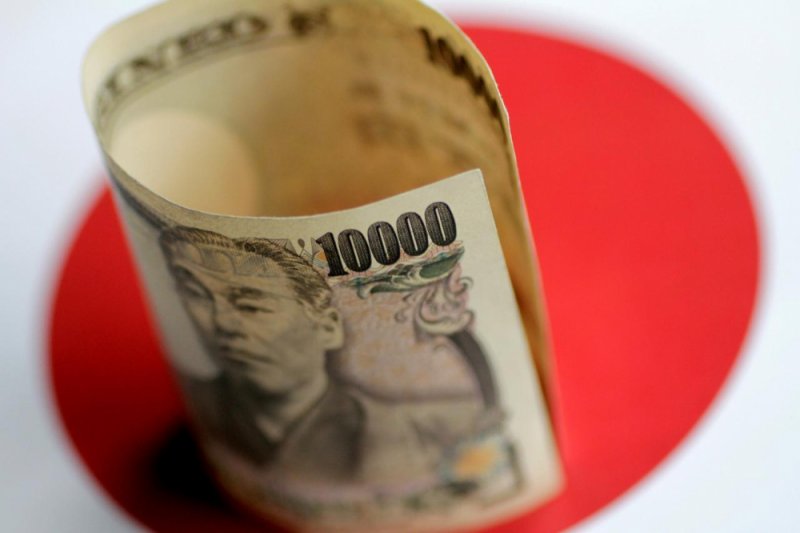 Dolar di kisaran paruh bawah 107 yen