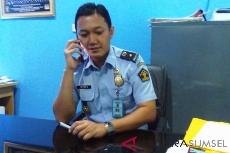 Pasca-Lebaran, permohonan paspor di Palembang normal