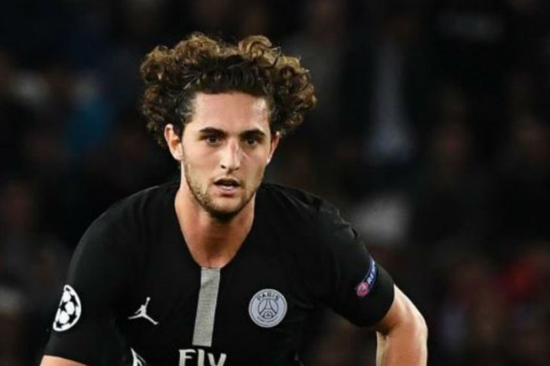 Adrien Rabiot mengaku telah melakukan pembicaraan dengan Juventus