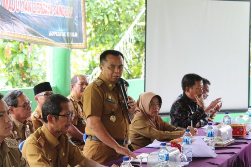 Edward ajak kawula muda lebih kreatif dan inovatif