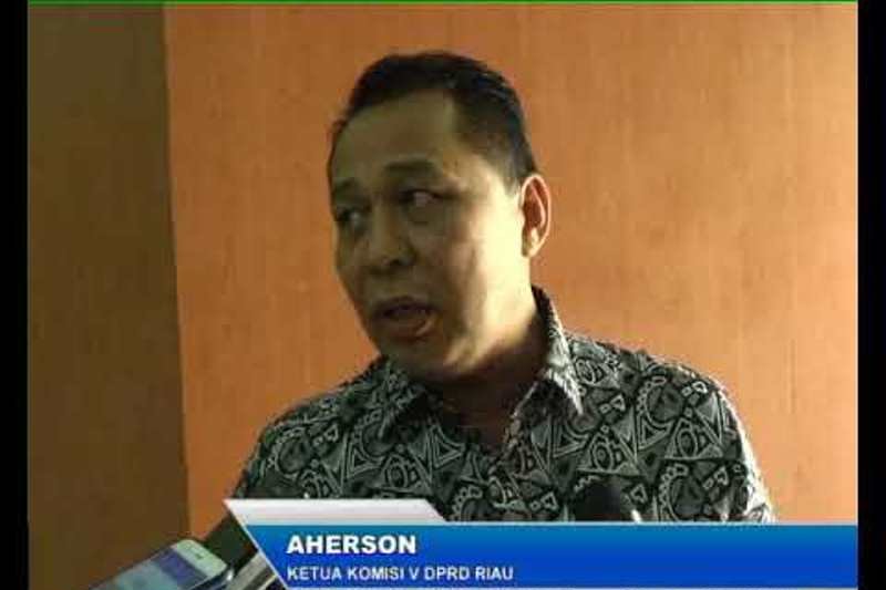 Wali murid rela iuran bangun kelas baru di SMAN 15 Pekanbaru, Begini tanggapan DPRD