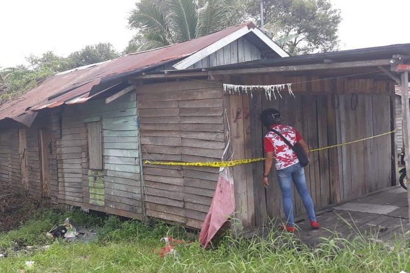 Seorang pria tidak dikenal nyaris bakar bengkel milik warga