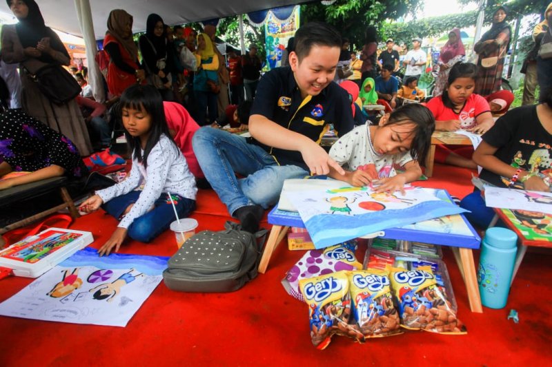 Garudafood ajak siswa SD aktif dalam kegiatan kesenian