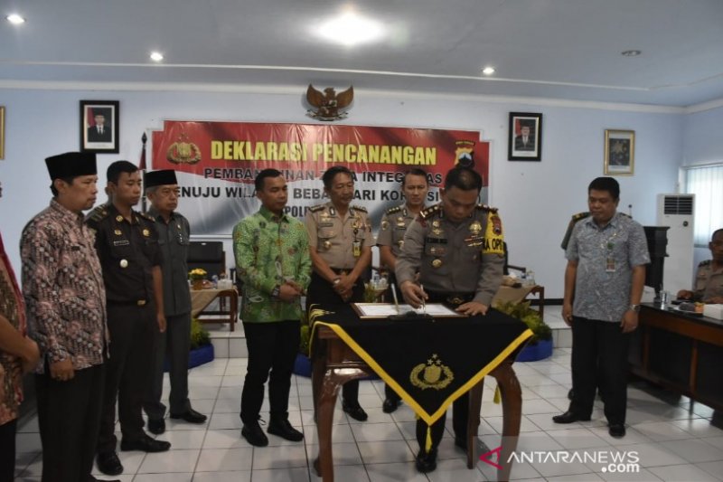 Polres Batang deklarasikan zona integritas menuju WBK