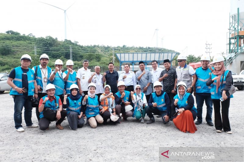 PLN Sulselrabar boyong media kunjungi PLTB Sidrap