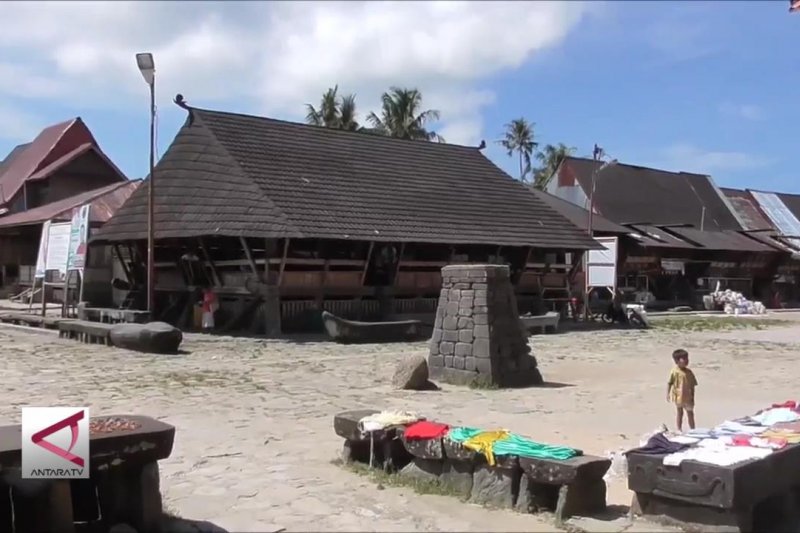 Lompat Batu Nias berkembang dengan Bumdes Wisata