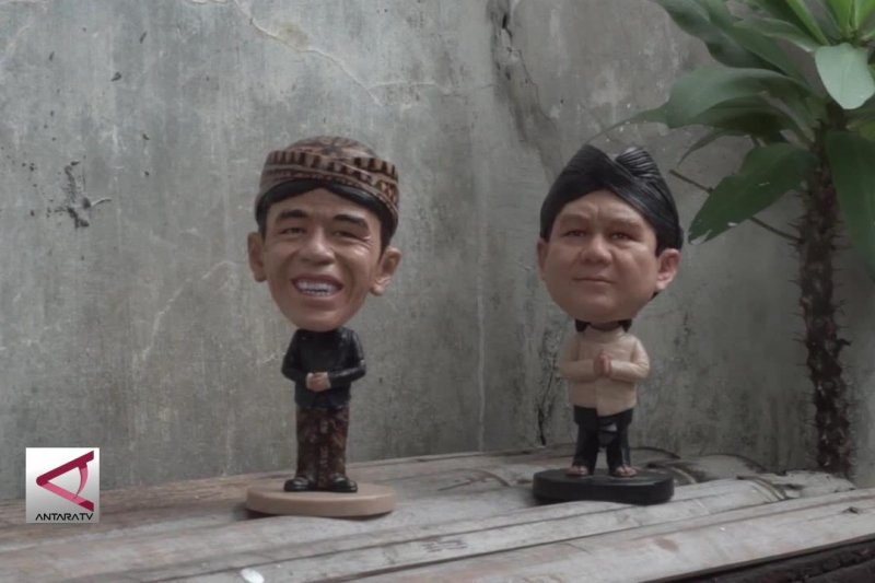 Raup untung dari action figure Capres