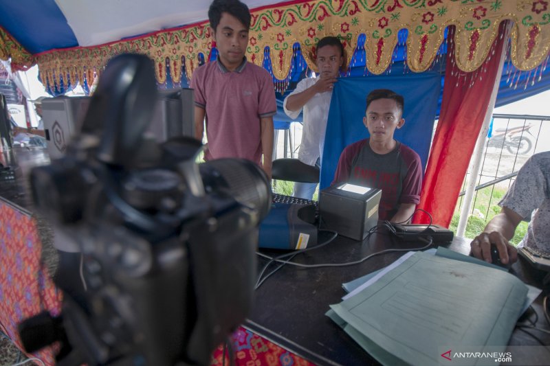 Pemda diminta alokasikan dana untuk alat perekam e-KTP yang rusak