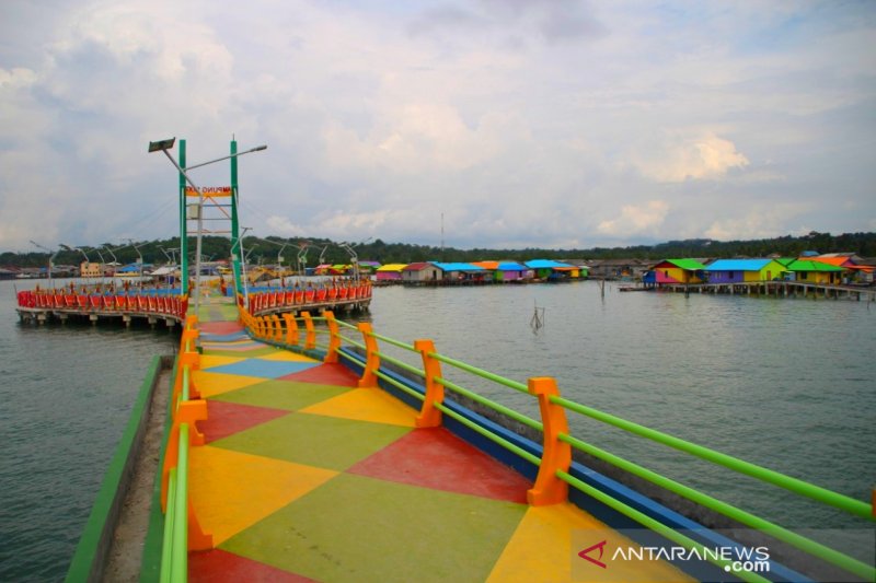 Pupr Bangun Jembatan Kampung Bugis Senggarang Kepri Antara