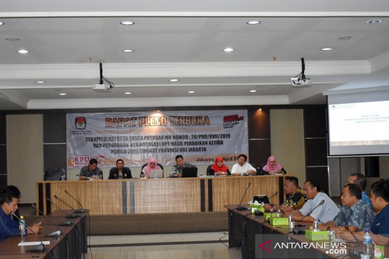 Kapolri: masyarakat tidak turun ke jalan rayakan kemenangan