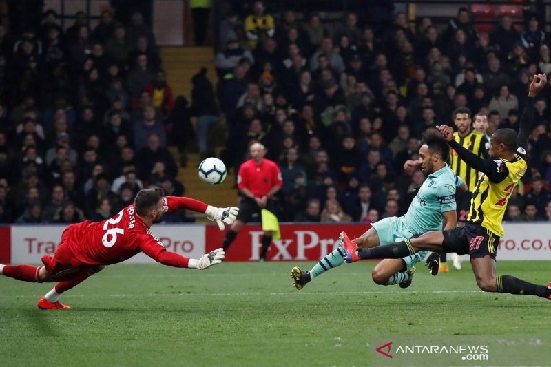 Arsenal kembali ke empat besar Liga Inggris usai tundukkan 10 pemain Watford
