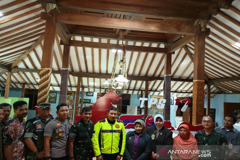 Kapolda DIY memantau TPS di Gunung Kidul