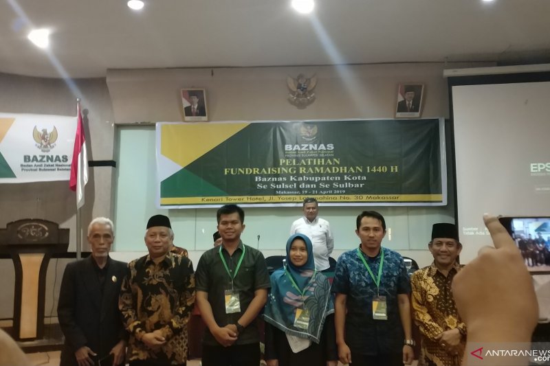 Baznas Barru target zakat Rp10,7 miliar di 2019