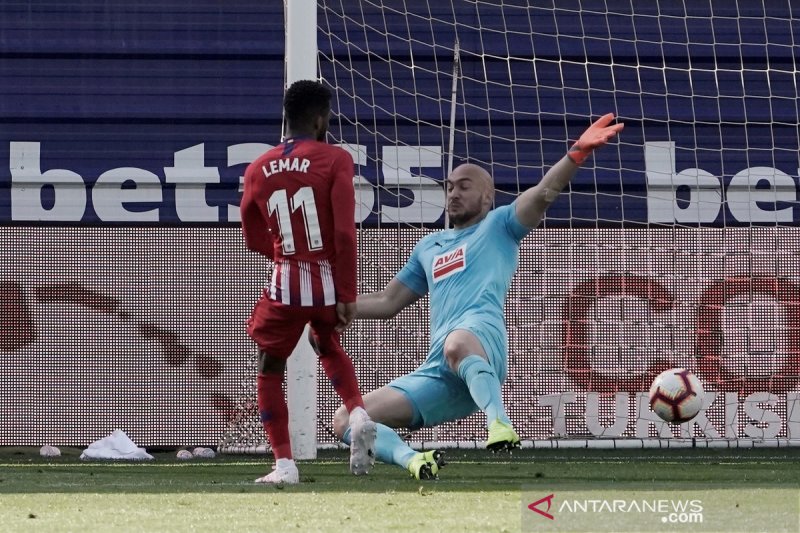 Berkat gol Lemar, Atletico Madrid tundukkan Eibar