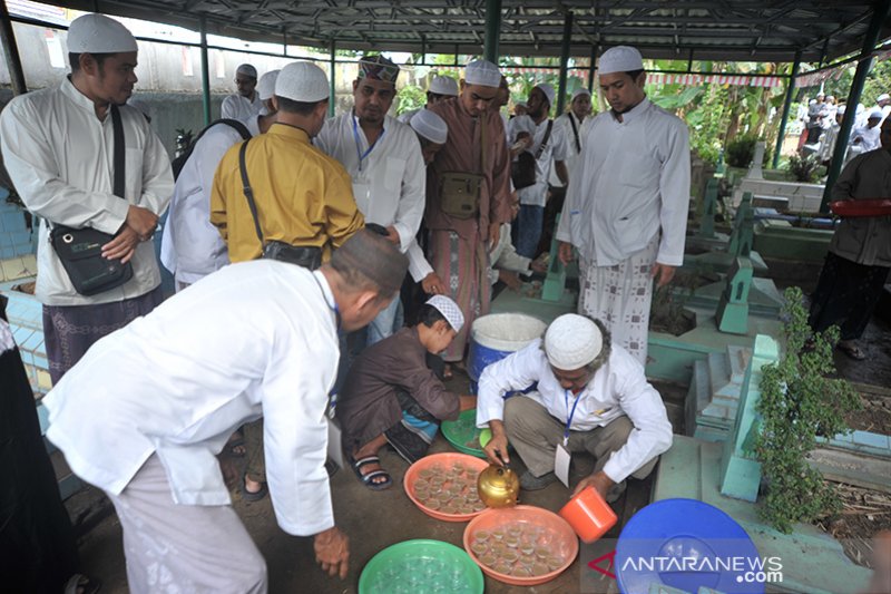 Tradisi Ziarah Kubra hari pertama di Palembang