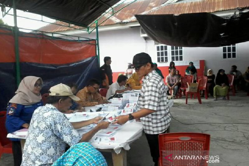 DKPP rehabilitasi ketua KPU - Bawaslu terkait Bupati Mandailing Natal