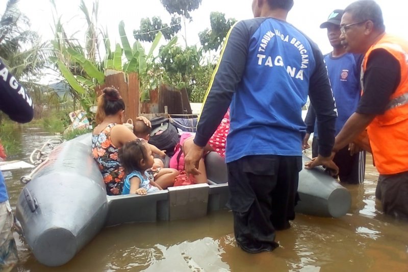 Masyarakat Singkawang diimbau lakukan evakuasi guna menghindari banjir
