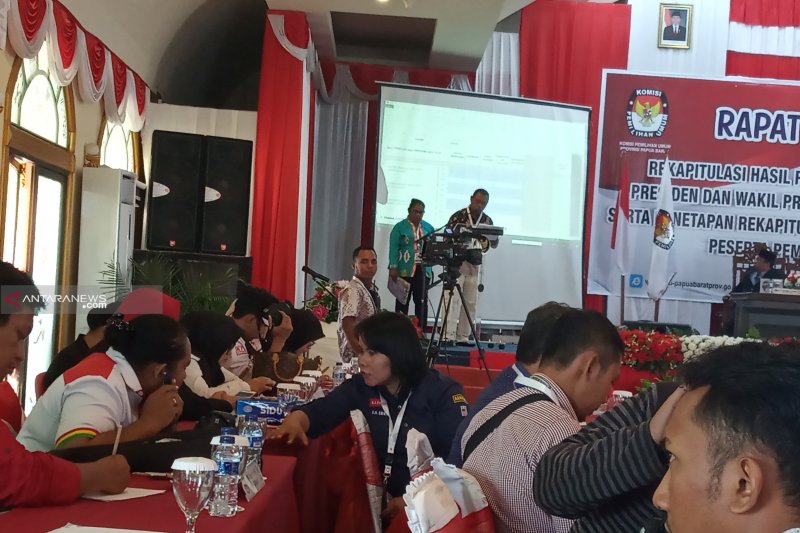 DKPP rehabilitasi ketua KPU - Bawaslu terkait Bupati Mandailing Natal