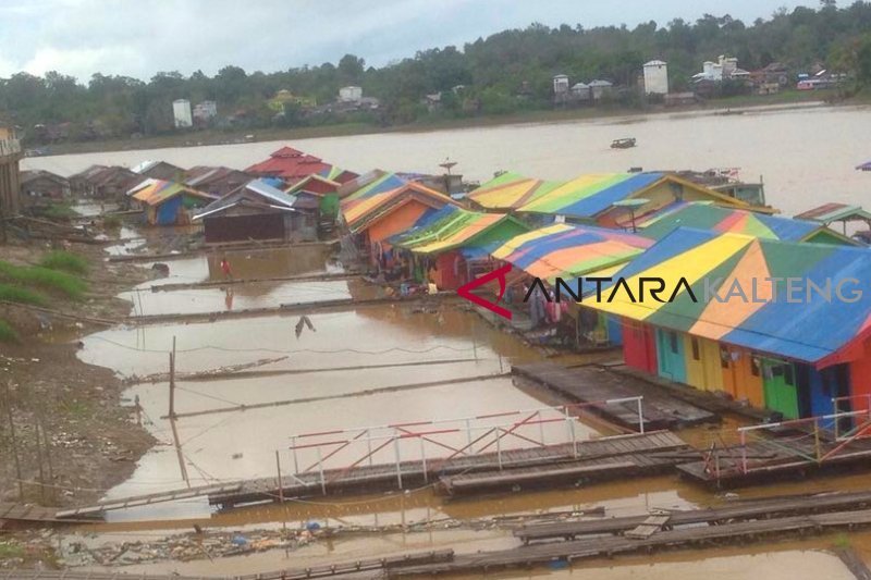 Begini cara Pemkab Sukamara atasi kebutuhan air bersih untuk warga Kecamatan Jelai